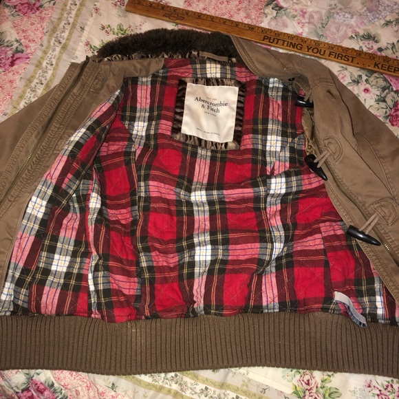 Abercrombie & Fitch Small Jacket - Picture 14 of 16
